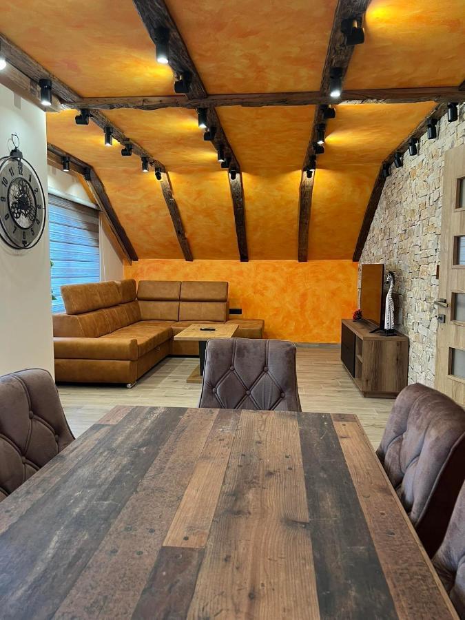 Motel Pizzeria Actros Nova Topola Buitenkant foto